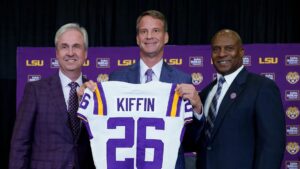 Lane Kiffin và phản ứng sau trận thua của Ole Miss 5 Lane Kiffin và phản ứng sau trận thua của Ole Miss