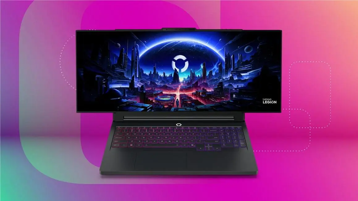 Lenovo ra mắt Legion Pro Rollable: Màn hình gập mở cho game thủ