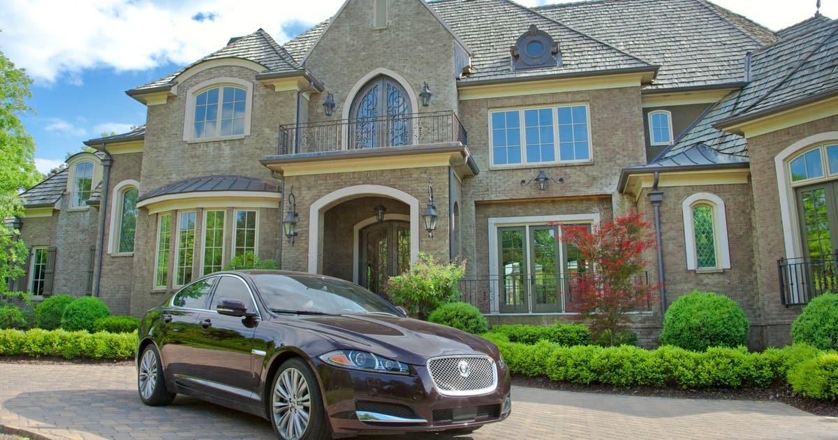 Thu nhập hộ gia đình trung bình ở Mỹ tăng gần 20.000 đô la kể từ năm 1970, nhưng mức tăng trưởng chênh lệch giữa các tiểu bang 1 luxury getty scaled 1