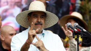 Tổng Thống Donald Trump tiết lộ Maduro bị bắt trong 'nhà kiên cố' 28 Tổng Thống Donald Trump tiết lộ Maduro bị bắt trong ‘nhà kiên cố’