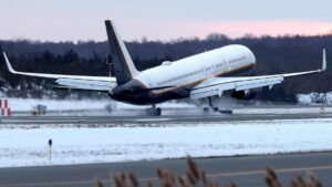 FAA Cảnh Báo về Hoạt Động Quân Sự tại Không Phận Trung và Nam Mỹ