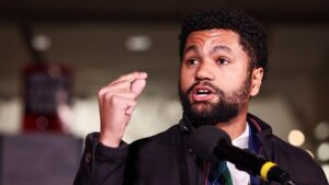 Nghị Sĩ Cộng Hòa bị tấn công tại Liên hoan Phim Sundance 36 Nghị Sĩ Cộng Hòa bị tấn công tại Liên hoan Phim Sundance