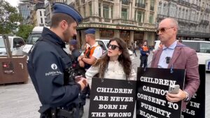 Công tố viên Bỉ mở điều tra hình sự vụ bắt giữ nhà hoạt động bảo thủ