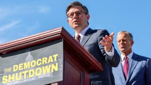 Quốc Hội Mỹ công bố dự luật chi tiêu $174 tỷ, đối mặt lo ngại đóng cửa chính phủ 31 Quốc Hội Mỹ công bố dự luật chi tiêu $174 tỷ, đối mặt lo ngại đóng cửa chính phủ