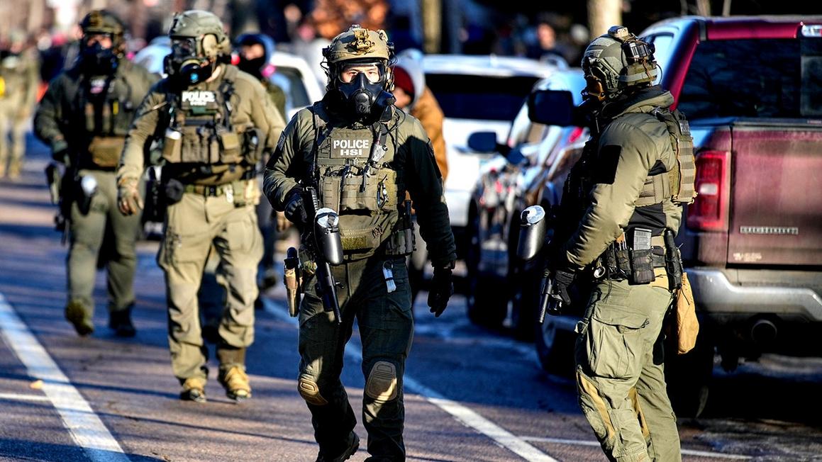 minneapolis federal agents