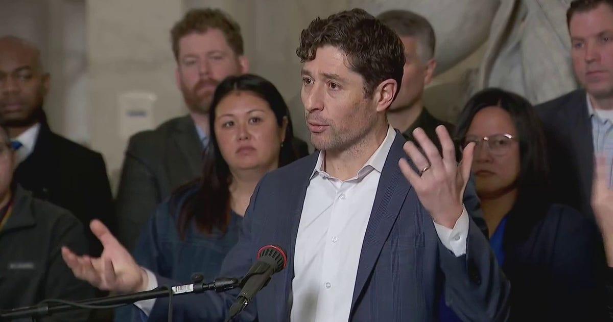 minneapolis mayor jacob frey ice shooting friday