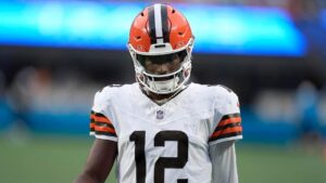 Huấn luyện viên trưởng đội Browns nói với Shedeur Sanders: ‘Chúng tôi đã cố gắng chiêu mộ cậu’