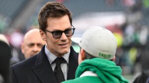 Tom Brady và những chia sẻ về khả năng giải nghệ của Aaron Rodgers
