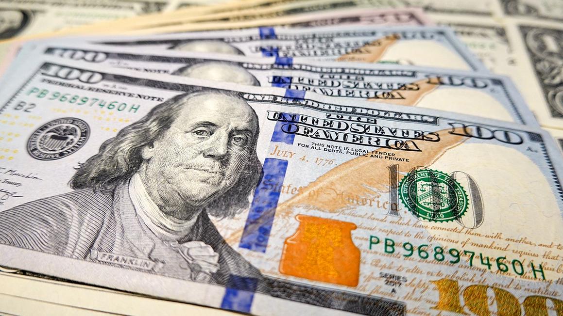 one hudred dollar bills