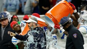 Trận đấu kịch tính tại Sugar Bowl, Ole Miss thắng Georgia trong giây phút cuối