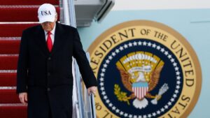 Cựu quan chức Bộ Giáo dục Mỹ tố cáo gian lận tài chính ở các tiểu bang