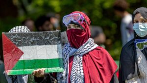 Thẩm phán chỉ trích gay gắt Tổng Thống Donald Trump vì vụ trục xuất sinh viên ủng hộ Palestine