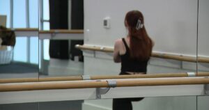 Phòng tập Pure Barre ở Seattle mở lớp miễn phí ủng hộ người nhập cư 14 Phòng tập Pure Barre ở Seattle mở lớp miễn phí ủng hộ người nhập cư