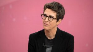 Rachel Maddow so sánh chính sách di trú của Trump với trại tập trung thời Thế chiến II