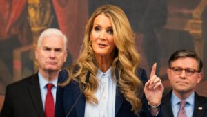 Chính Quyền Liên Bang Đình Chỉ 7,000 Khoản Vay của Tiểu Bang Minnesota Vì Nghi Gian Lận 27 Chính Quyền Liên Bang Đình Chỉ 7,000 Khoản Vay của Tiểu Bang Minnesota Vì Nghi Gian Lận