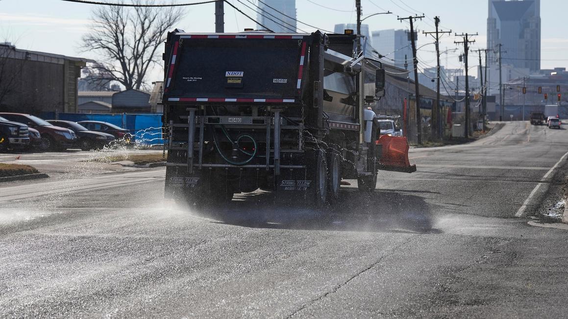 street brining storm ap jt 260122 1769110722229 hpMain 2 16x9 2