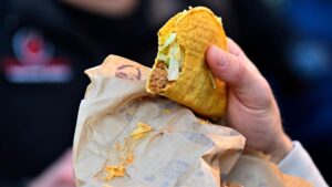Taco Bell tung ra thực đơn ‘sang chảnh’ 3 USD, thực khách tranh cãi