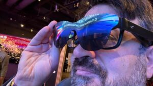 Kính Màn Hình TCL Mới: Đầu Tiên Có HDR, Hình Ảnh Sắc Nét