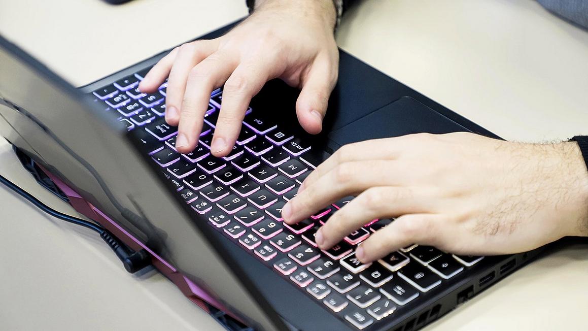 teen hackers recruit photo 1