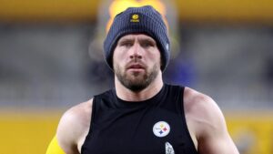 Chuyên gia gợi ý Steelers nên trao đổi ngôi sao T.J. Watt 10 Chuyên gia gợi ý Steelers nên trao đổi ngôi sao T.J. Watt