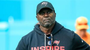 Huấn luyện viên Todd Bowles vẫn tại vị ở Tampa Bay