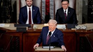 Chủ tịch Hạ viện Johnson mời Tổng Thống Donald Trump đọc Thông điệp Liên bang 31 Chủ tịch Hạ viện Johnson mời Tổng Thống Donald Trump đọc Thông điệp Liên bang