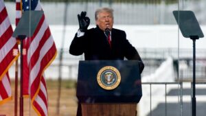 Tòa Bạch Ốc ‘dội bom’ cáo buộc ‘dối trá’ của Dân Chủ về ngày 6/1