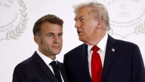 Tổng Thống Donald Trump tiếp tục gây sức ép với Tổng Thống Pháp Macron