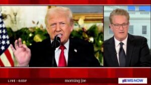Tổng Thống Donald Trump: Mỹ sẽ 'giữ' dầu mỏ Venezuela 4 Tổng Thống Donald Trump: Mỹ sẽ ‘giữ’ dầu mỏ Venezuela