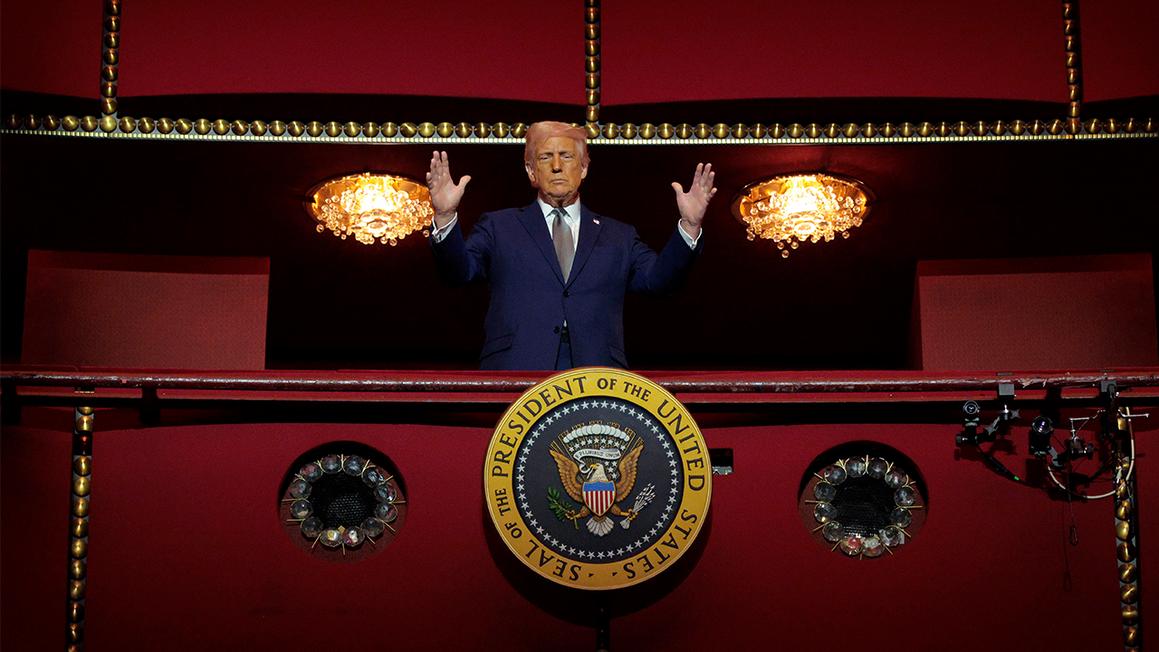 Nhạc sĩ đoạt giải Oscar rút lui khỏi buổi biểu diễn tại Trung tâm Kennedy vì 'xung đột' với lãnh đạo 1 trumpennedy