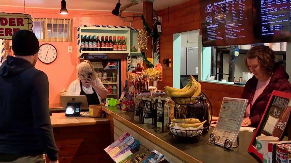 us 2 businesses thrive on new years day after highway reopens to stevens pass