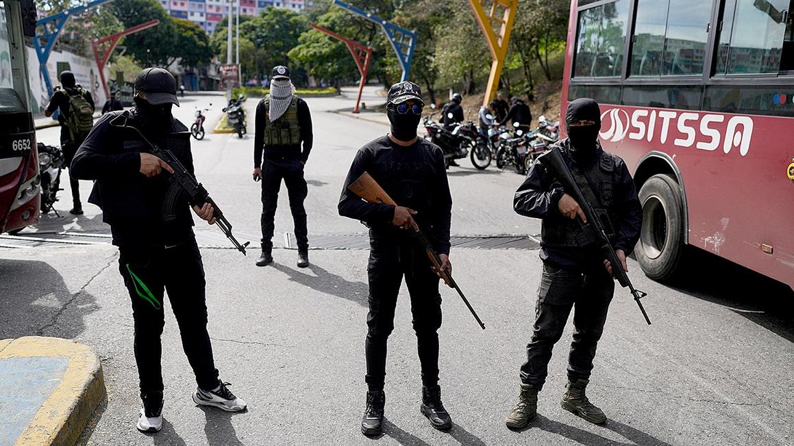 Hoa Kỳ Cảnh Báo Công Dân Rời Venezuela Ngay Lập Tức 1 venezuela armed civilians