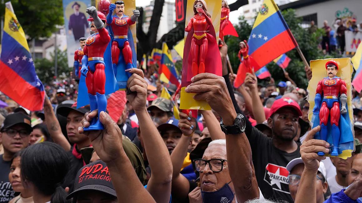 Venezuela Ra Lệnh Truy Nã Toàn Quốc Sau Vụ Bắt Giữ Maduro 1 venezuela government supporters caracas