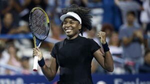 Venus Williams trở lại Australian Open ở tuổi 45