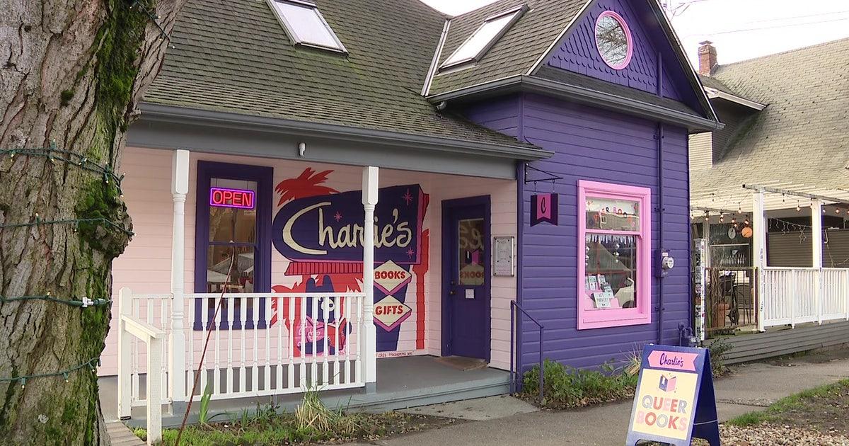 Cửa hàng sách LGBTQ ở Seattle gặp khó vì giao hàng trễ trong mùa lễ 1 vlcsnap 2026 01 09 16h51m54s594