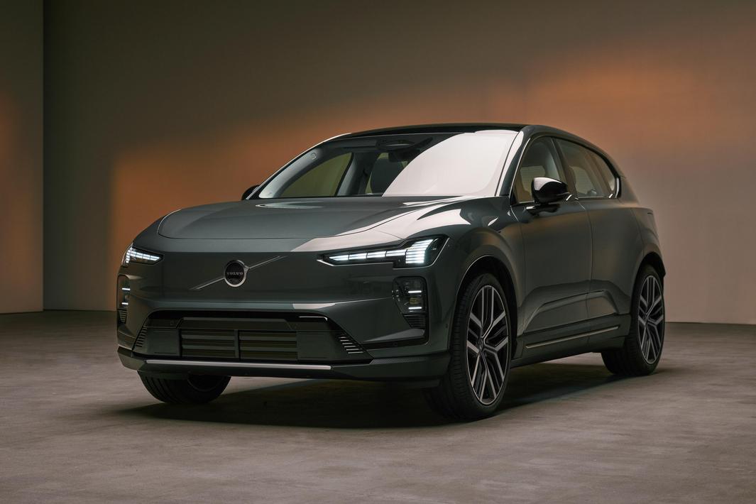 volvo ex60 2026 debut vendor 02