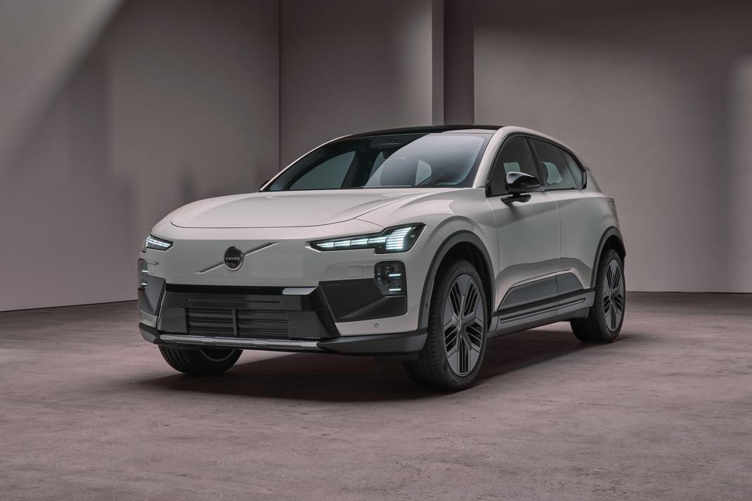 volvo ex60 cross country 2026 debut vendor 04