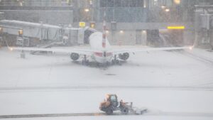 Cập nhật trực tiếp bão mùa đông: Hơn 900.000 người mất điện