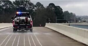 Quan chức và TXDOT chuẩn bị ứng phó thời tiết khắc nghiệt cuối tuần