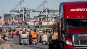 Bắc Carolina đối mặt nguy cơ mất 50 triệu đô la liên bang vì bằng lái xe 32 Bắc Carolina đối mặt nguy cơ mất 50 triệu đô la liên bang vì bằng lái xe