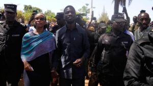 Vợ Lãnh đạo Đối lập Uganda Kể Lại Vụ Tấn Công Tại Nhà