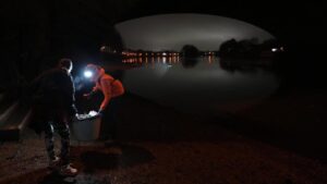 Kết hợp tập thể dục với tình nguyện giúp thành viên ở Anh ‘khỏe mạnh bằng cách làm điều tốt’