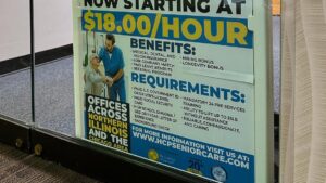 Đơn xin trợ cấp thất nghiệp Mỹ giảm nhẹ tuần qua, vẫn ở mức khỏe mạnh 3 Đơn xin trợ cấp thất nghiệp Mỹ giảm nhẹ tuần qua, vẫn ở mức khỏe mạnh