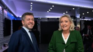 Tương lai chính trị của bà Marine Le Pen lung lay vì vụ kiện ở Paris