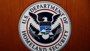 Bộ tộc Oglala Sioux yêu cầu trả tự do cho các thành viên bị ICE giam giữ