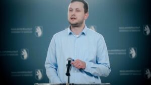 Thủ tướng Đan Mạch: Việc Mỹ thôn tính Greenland sẽ chấm dứt NATO