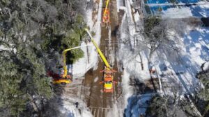 Tình hình tại Miền Nam Hoa Kỳ Càng Khốn Khó Hơn Sau Nhiều Ngày Băng Giá, Nhiệt Độ Rét Buốt Và Mất Điện Lan Rộng