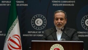 Các Đồng Minh Ả Rập Kêu Gọi Mỹ và Iran Kiềm Chế 27 Các Đồng Minh Ả Rập Kêu Gọi Mỹ và Iran Kiềm Chế