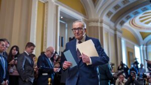 Dân Chủ dọa chặn ngân sách chính phủ nếu Nhà Trắng không đáp ứng yêu cầu cải cách ICE 26 Dân Chủ dọa chặn ngân sách chính phủ nếu Nhà Trắng không đáp ứng yêu cầu cải cách ICE