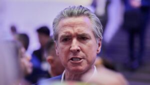 Thống Đốc Newsom Nộp Đơn Khiếu Nại Dân Quyền Chống Lại Dr. Oz Trong Cuộc Tranh Cãi Mới Với Chính Quyền Trump 5 Thống Đốc Newsom Nộp Đơn Khiếu Nại Dân Quyền Chống Lại Dr. Oz Trong Cuộc Tranh Cãi Mới Với Chính Quyền Trump